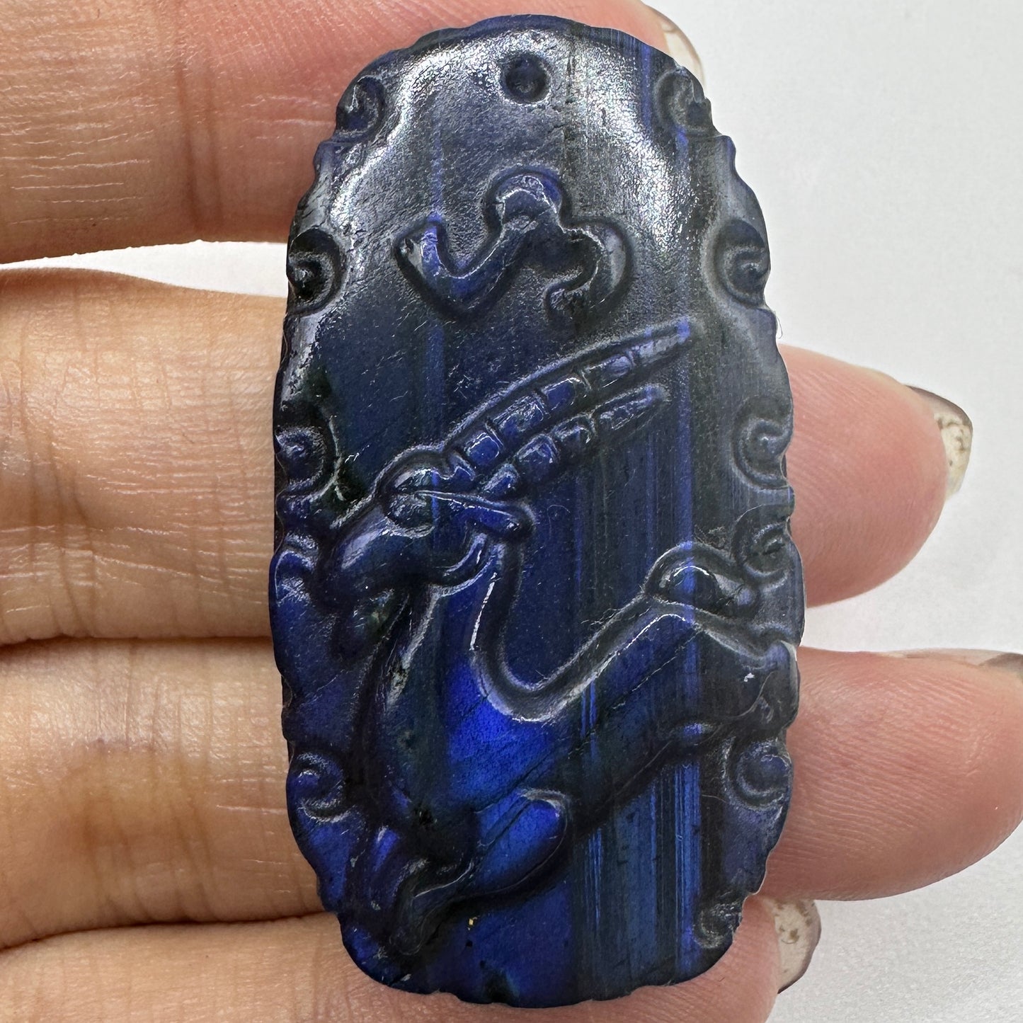 Zodiac Labradorite Plate, Antique-Style Zodiac Carving with Labradorescence. Zodiac Gemstone Plate, Natural Labradorite Sculpture
