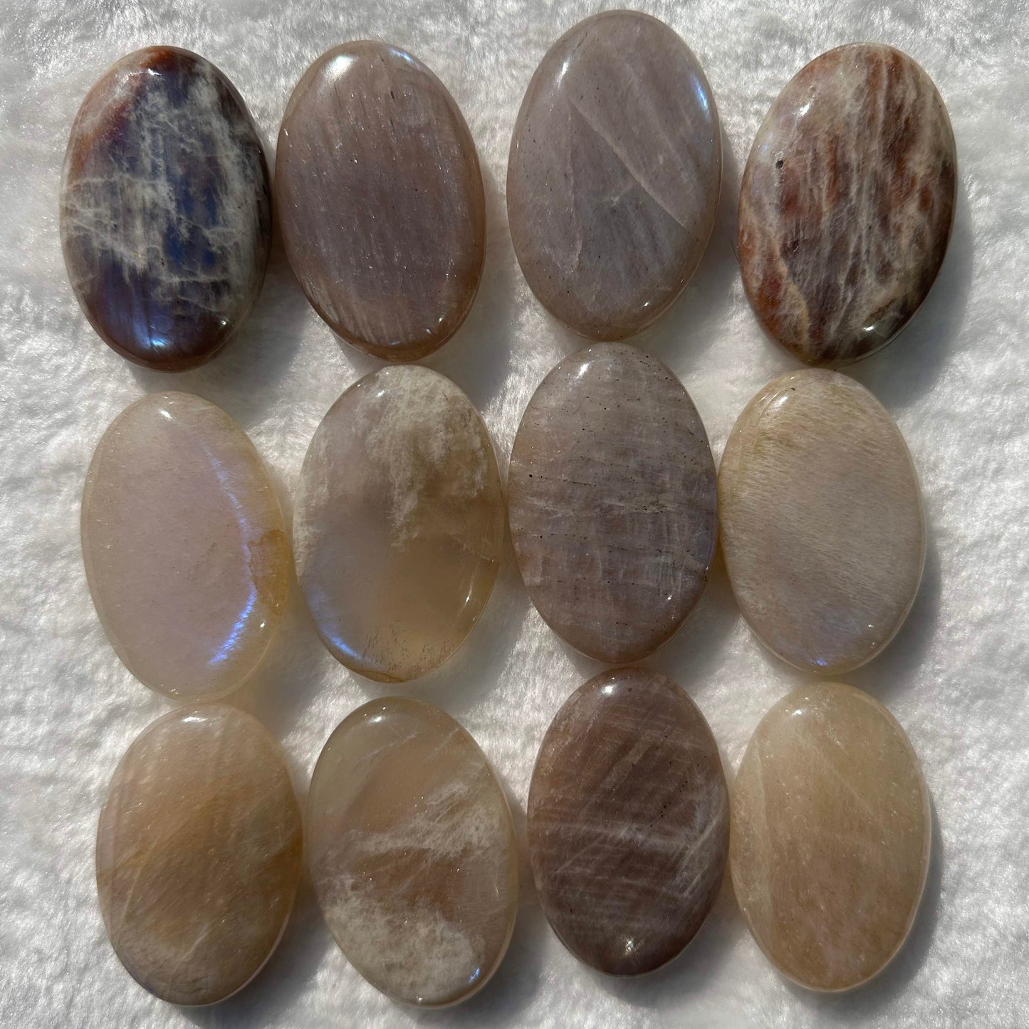 Natural Blue Flash Moonstone Palm Stone, 5.5-6cm/ 2.17-2.36in Premium Moonstone Specimen