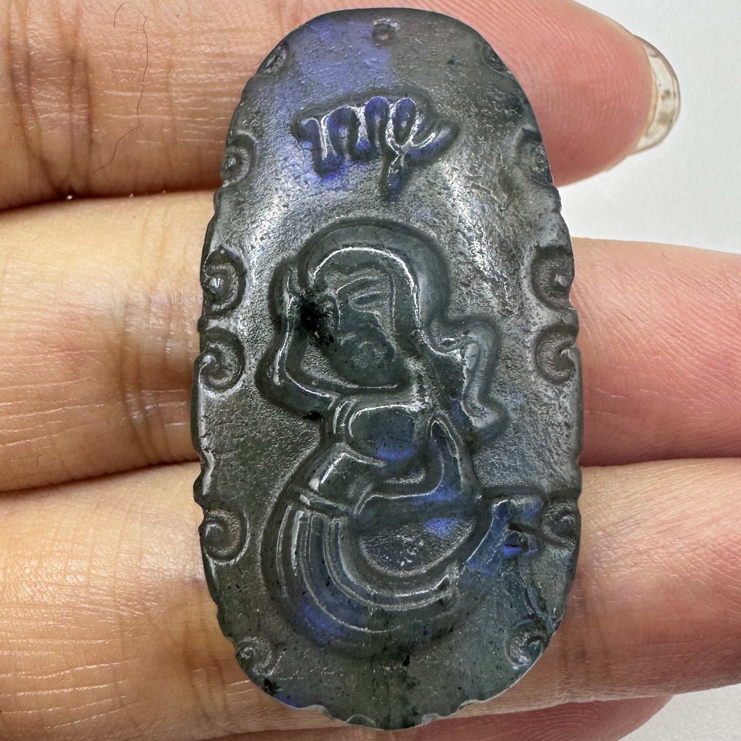 Zodiac Labradorite Plate, Antique-Style Zodiac Carving with Labradorescence. Zodiac Gemstone Plate, Natural Labradorite Sculpture