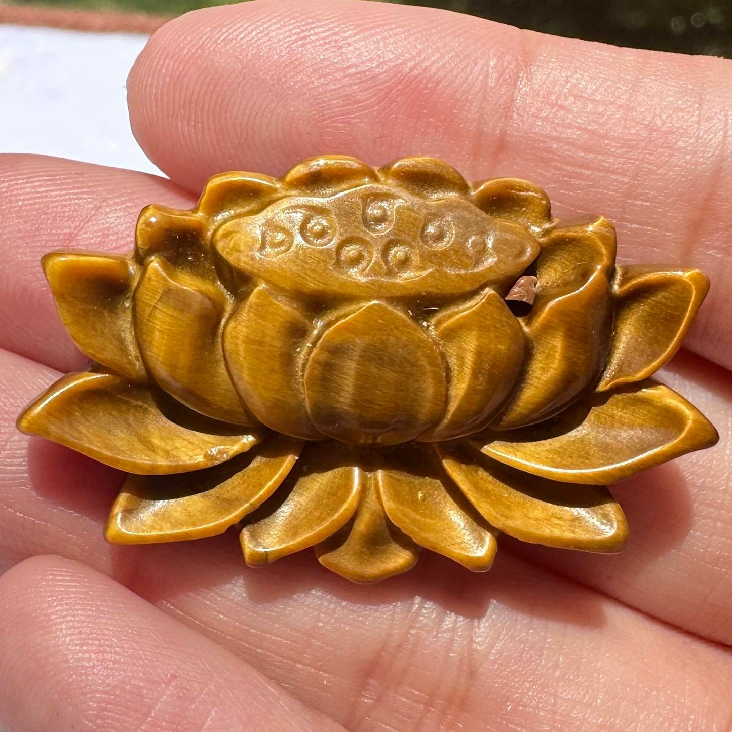 High-quality Tiger's Eye Lotus Carving, Natural Tiger Eye Carvings, Lotus Sculpture