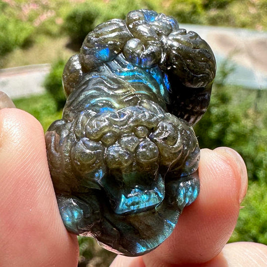 Natural Labradorite Pixiu Carvings with Glow, 2 Styles, Labradorite Mystical Creature Sculptures, Pixiu Sculptures