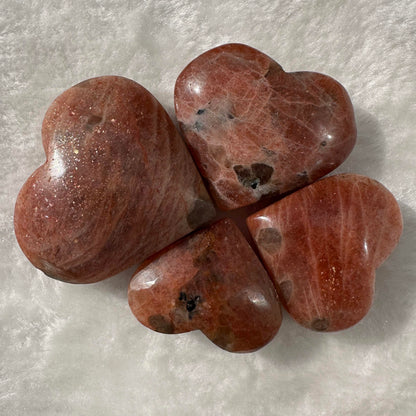 Natural Sunstone Heart Carving - Rarefind and Radiant Love; Heart-Shaped Crystal Sculpture, Pocket-size Gemstone