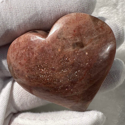 Natural Sunstone Heart Carving - Rarefind and Radiant Love; Heart-Shaped Crystal Sculpture, Pocket-size Gemstone