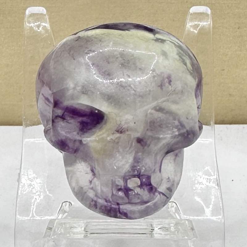Natural Fluorite Skull Carving, Halloween-themed Fluorite Skull Figurine, Crystal Carving