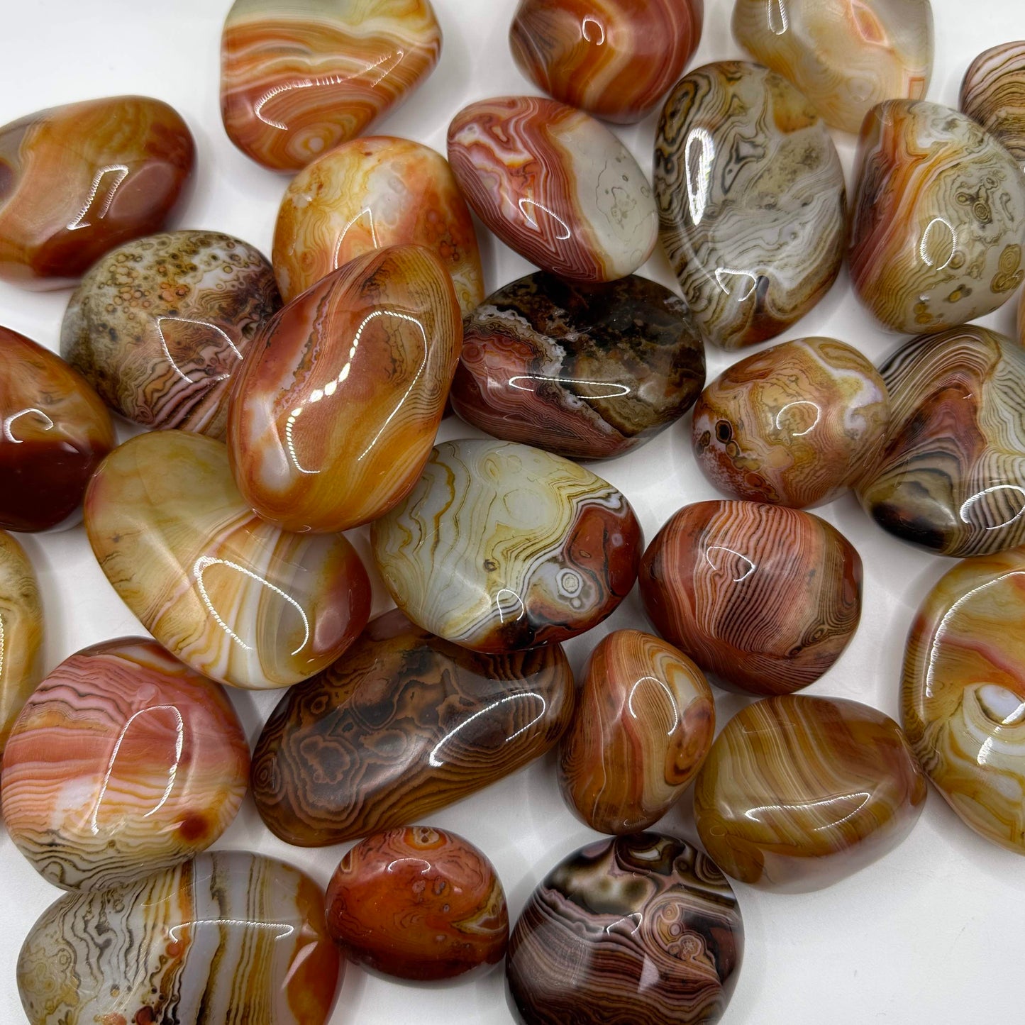 Nature Sardonyx Tumble Stones, Sardonyx Silk Agate Gemstone Nuggets, Semi-Polished Banded Agate