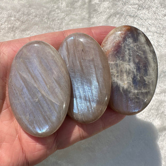 Natural Blue Flash Moonstone Palm Stone, 5.5-6cm/ 2.17-2.36in Premium Moonstone Specimen