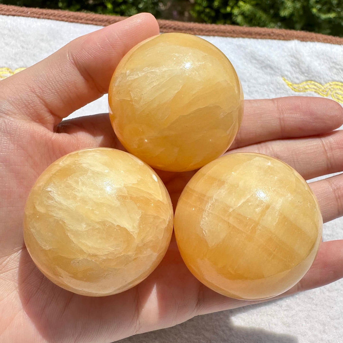 Natural Honey Calcite Mini Sphere, 3.5-4cm/1.38-1.57in Yellow Calcite Crystal Ball, Small Orb, Crystal Sphere