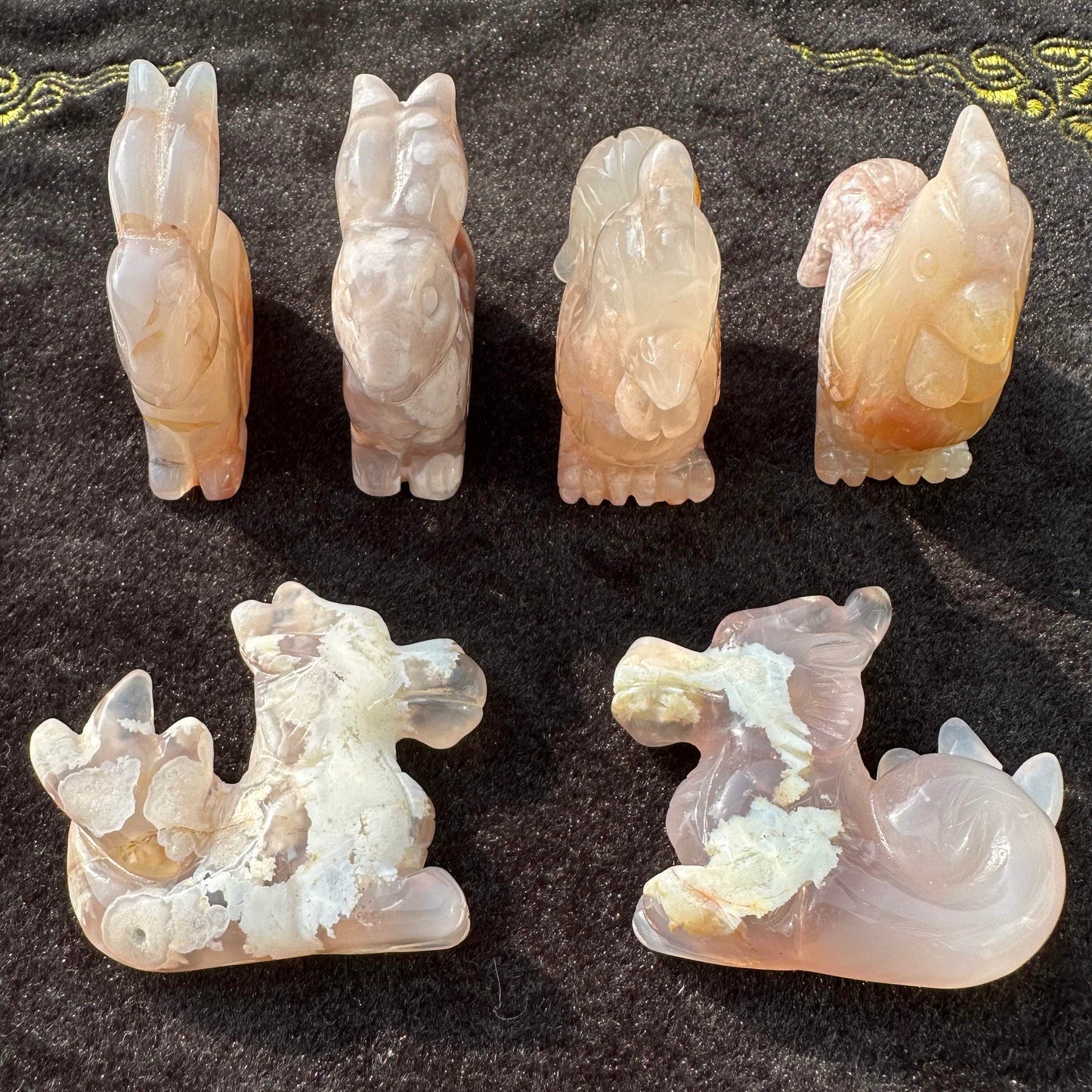 Natural Flower Agate Rabbit Carving, Sakura Agate Animal Sculpture, Crystal Bunny, Gemstone Rabbit Figurine