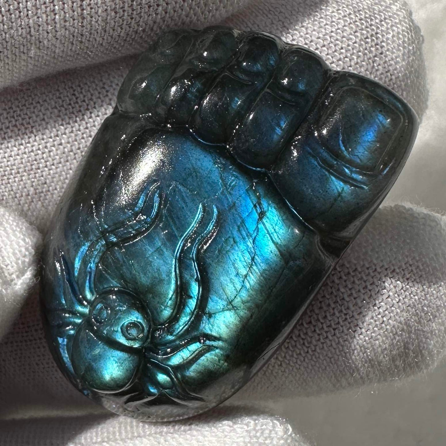 Natural Labradorite Carvings - Cute Spider On Bare Foot, Labradorite Sculptures, Cute Crystal Carving