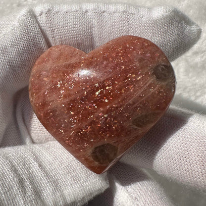 Natural Sunstone Heart Carving - Rarefind and Radiant Love; Heart-Shaped Crystal Sculpture, Pocket-size Gemstone