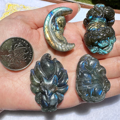 Natural Labradorite Pixiu Carvings with Glow, 2 Styles, Labradorite Mystical Creature Sculptures, Pixiu Sculptures