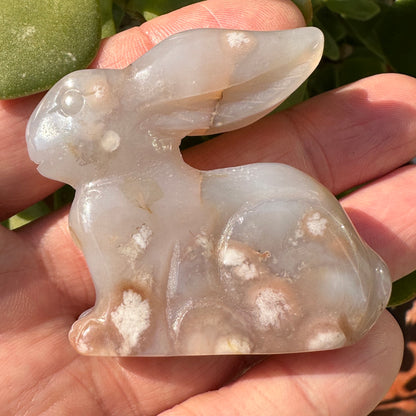 Natural Flower Agate Rabbit Carving, Sakura Agate Animal Sculpture, Crystal Bunny, Gemstone Rabbit Figurine